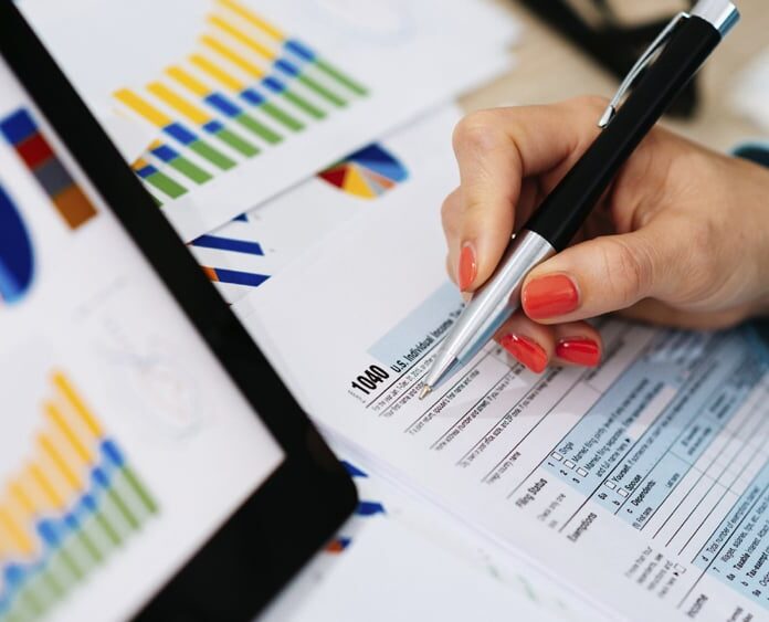 FAB1-taxprep-040816-istock